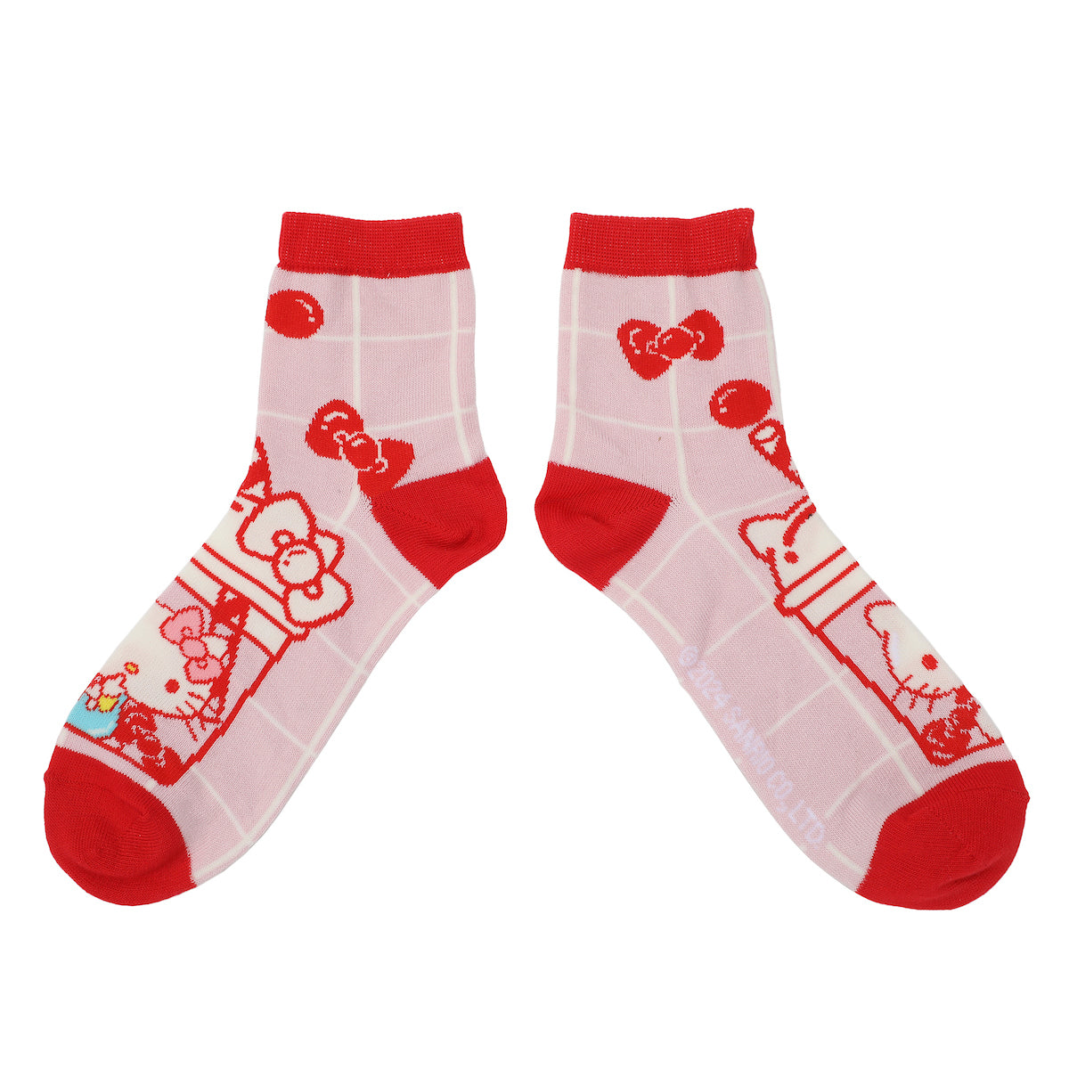 Hello Kitty & Friends Women's 3-Pair Quarter Crew Socks With Reusable Water Bottle