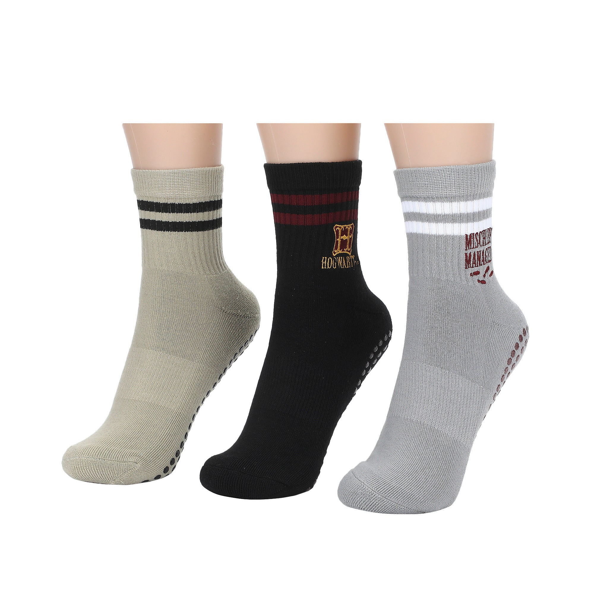 Harry Potter Hogwarts Mischief Managed Women’s 3-Pair Pack Plate Grip Quarter Crew Socks