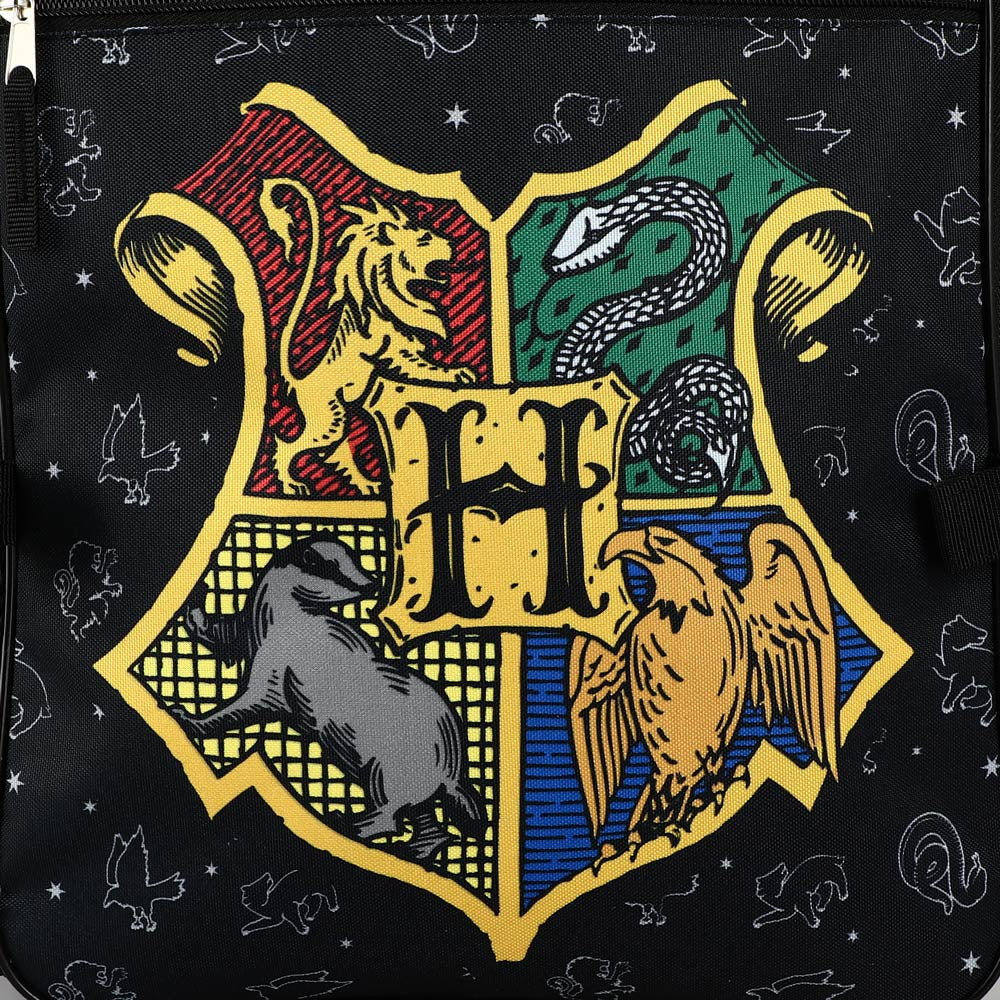 Harry Potter Hogwarts Kids 2-Pc 16-Inch Backpack With Trunk-Inspired Lunch Kit
