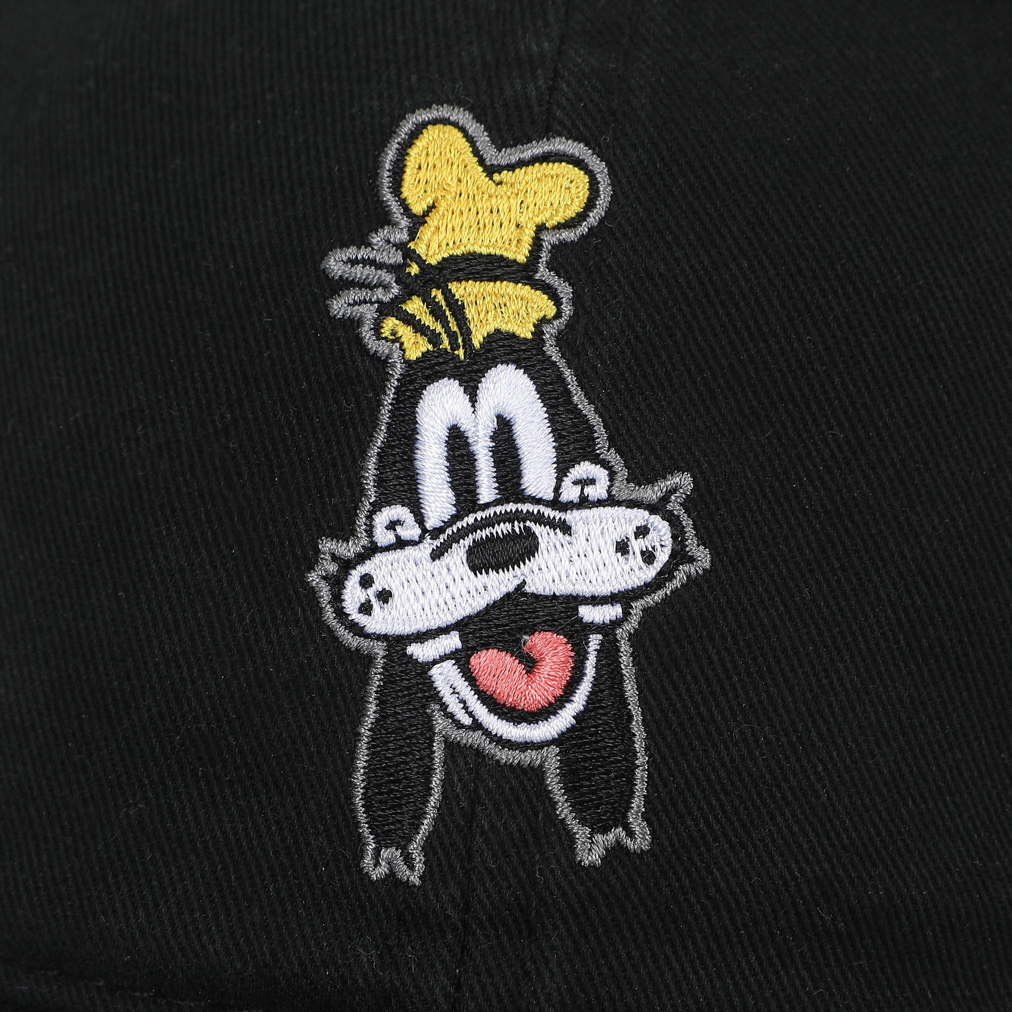 Disney Classic Characters Goofy Black Dad Hat
