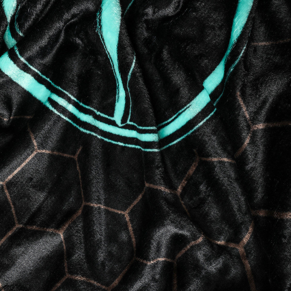 F1 Mercedes AMG Petronas Official Fleece Blanket | Super Soft Warm Black Throw, Stealth Formula One Design | Perfect For The Bedroom, Camping & Sleepovers 40 x 59”