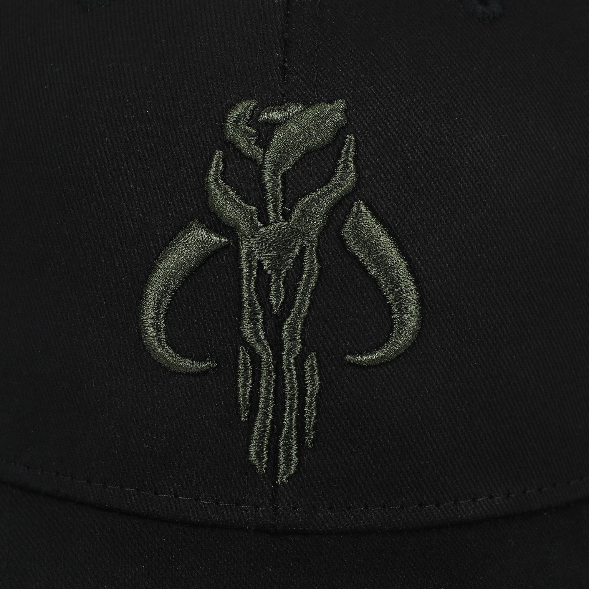 Star Wars: Episode IV A New Hope Boba Fett Mandalorian Logo Washed Cotton Twill Dad Cap