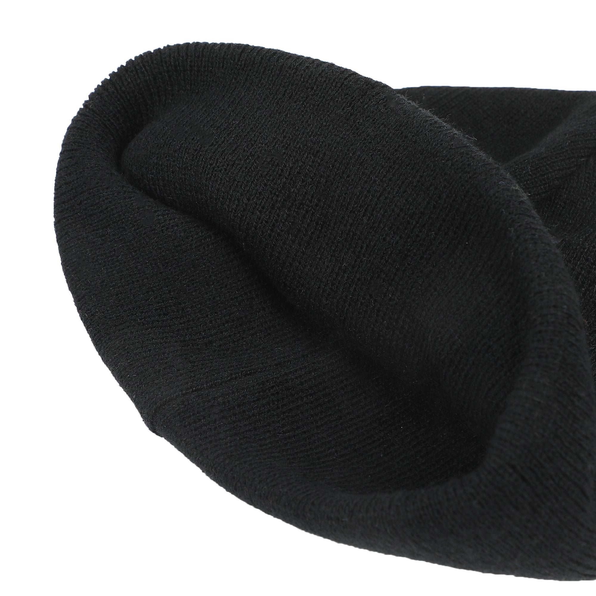 One Piece (Animated)  Zoro Jolly Roger And Woven Label Acrylic Knit Standard Cuff Beanie