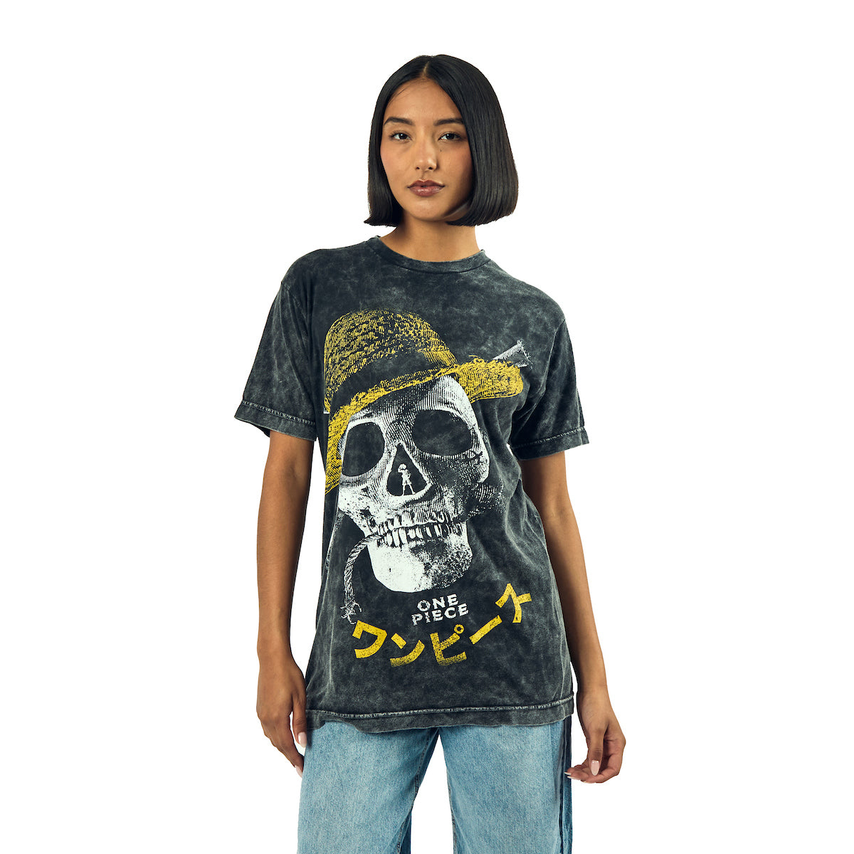 One Piece Live Action Oversized Straw Hat Skull & Crossbones Crew Neck Short Sleeve Men's Black T-shirt