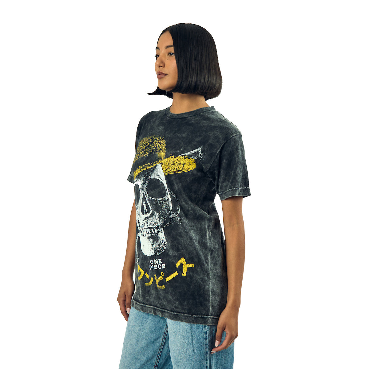 One Piece Live Action Oversized Straw Hat Skull & Crossbones Crew Neck Short Sleeve Men's Black T-shirt