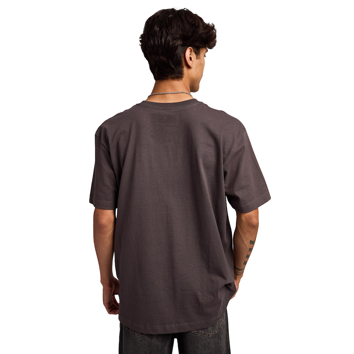 One Piece Character Banner Men's Charcoal Crew Neck Short Sleeve T-shirt