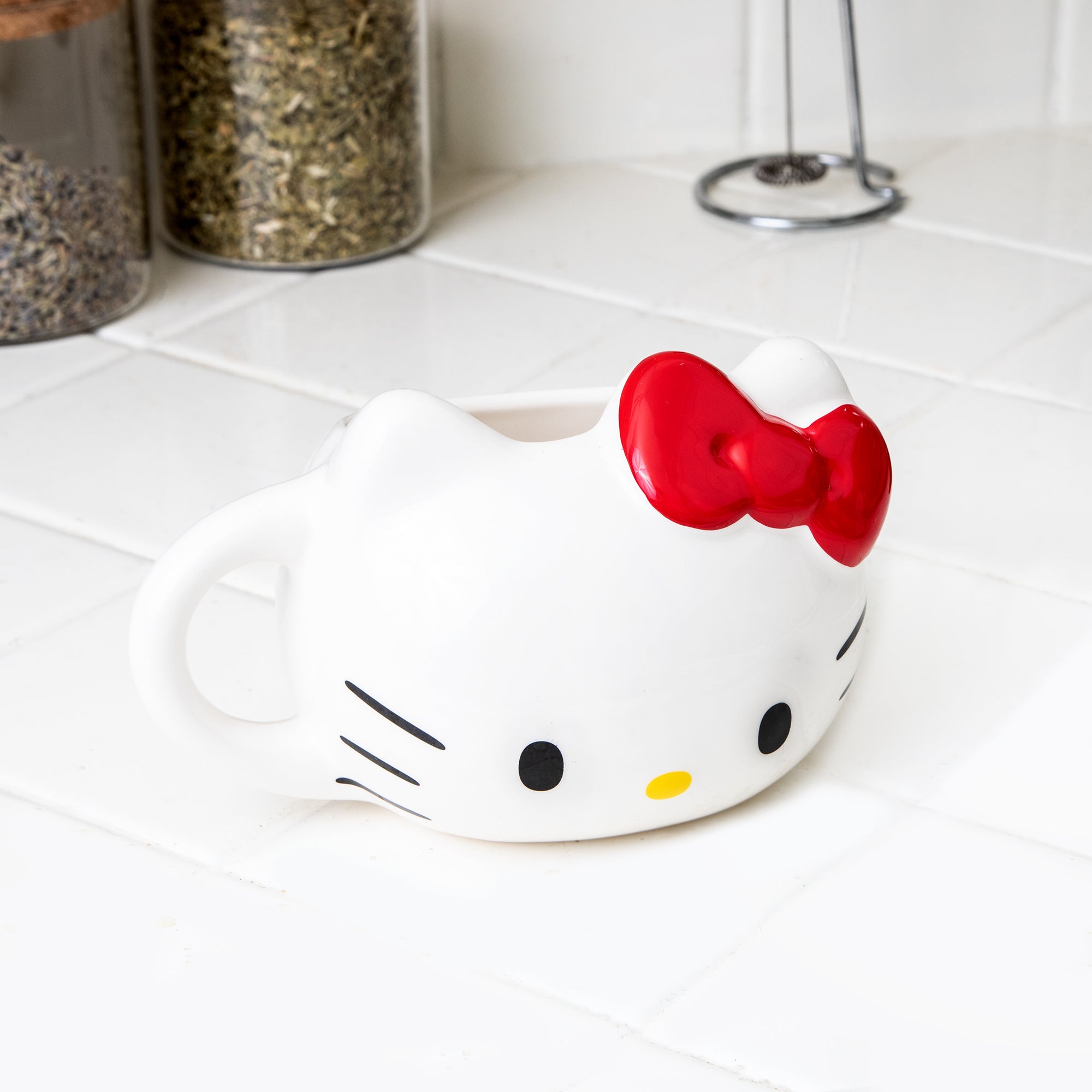 Hello Kitty 16 Oz Sculpted Ceramic Mug