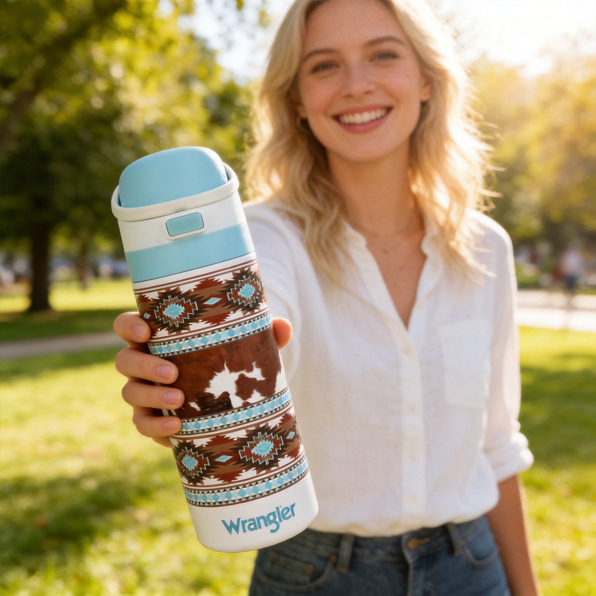 Wrangler Leather Pattern 24 Oz Stainless Steel Water Bottle