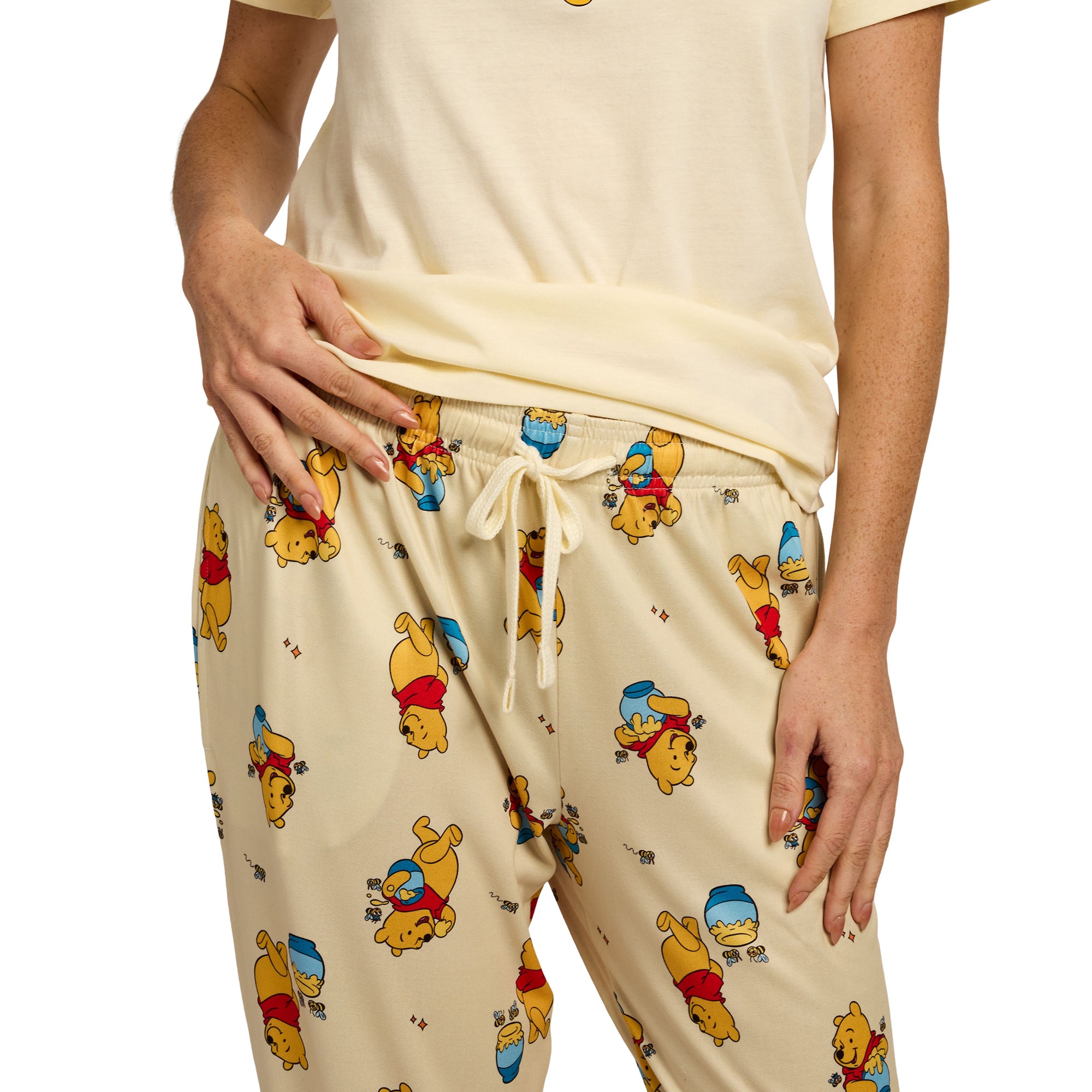 Winnie the Pooh Doing Great Women’s T-Shirt And Sleep Pants Sleepwear Set