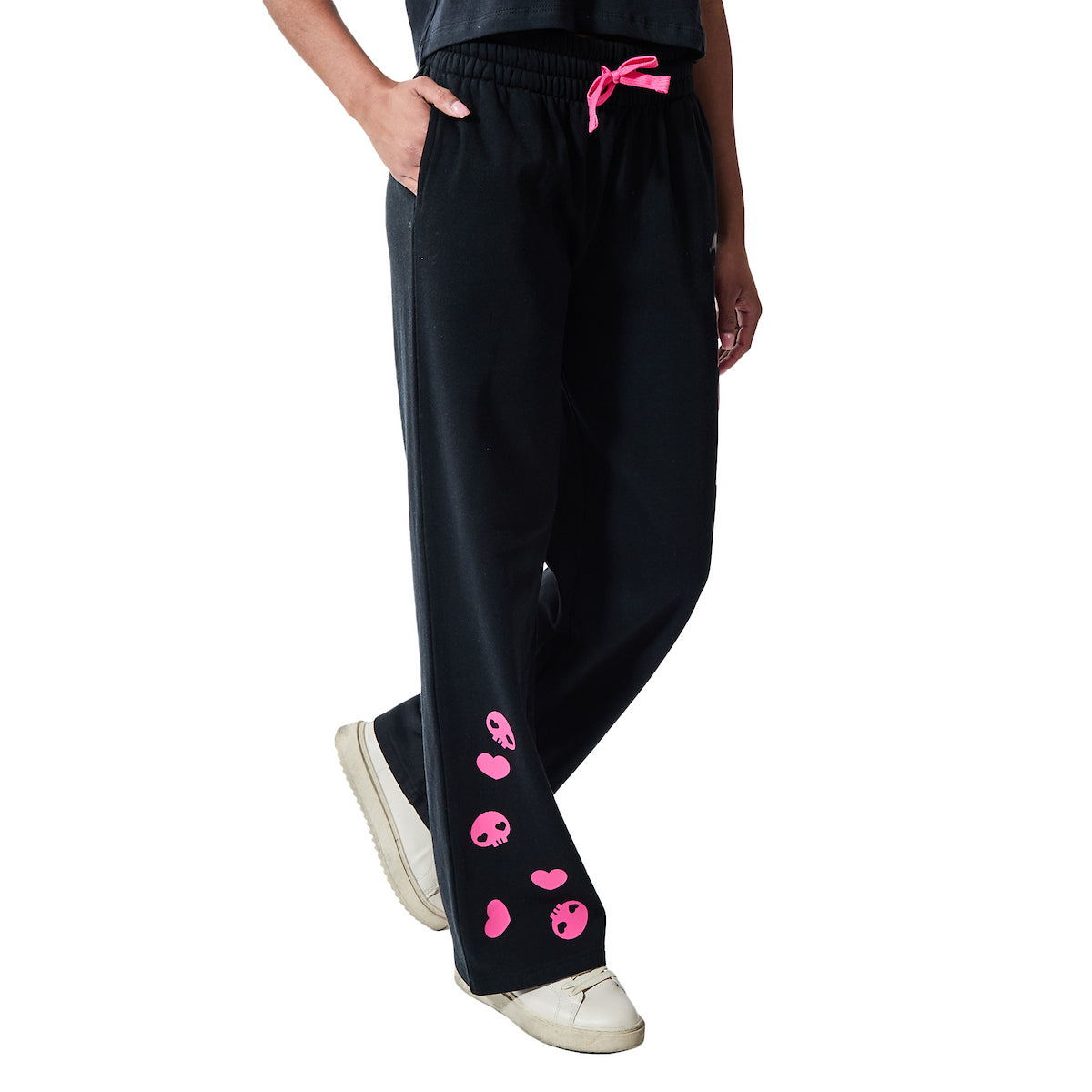 Kuromi Pink Skulls Women's Black Straight Leg Tie-Front Sweatpant Jogger