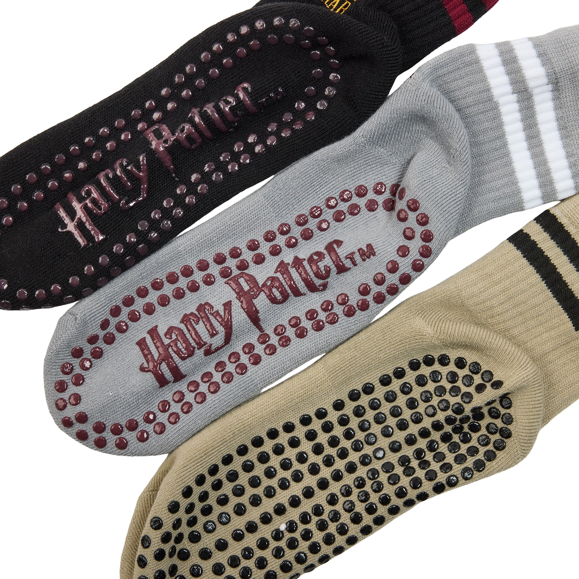 Harry Potter Hogwarts Mischief Managed Women’s 3-Pair Pack Plate Grip Quarter Crew Socks