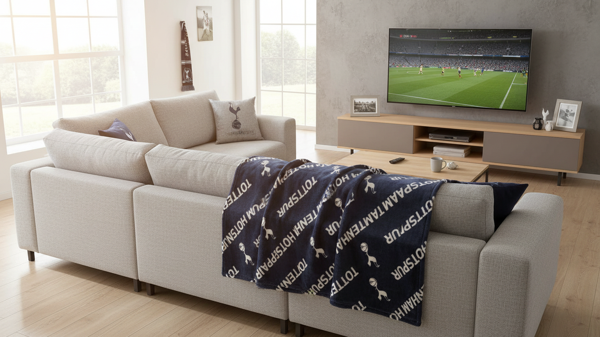 Official Tottenham Hotspur FC Fleece Throw Blanket | Super Soft Soccer Design | Warm Super Soft Feel Blue Throw | Perfect for Home Bedroom Sleepovers & Camping