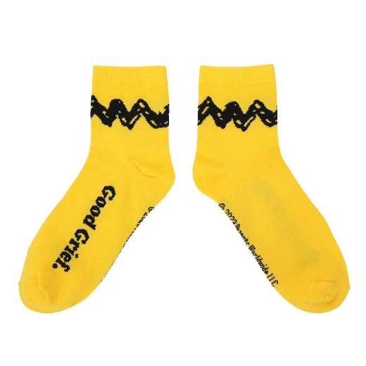 Picture of Peanuts Charlie Brown & Snoopy 3D Women's 2 Pair Quarter Crew Socks